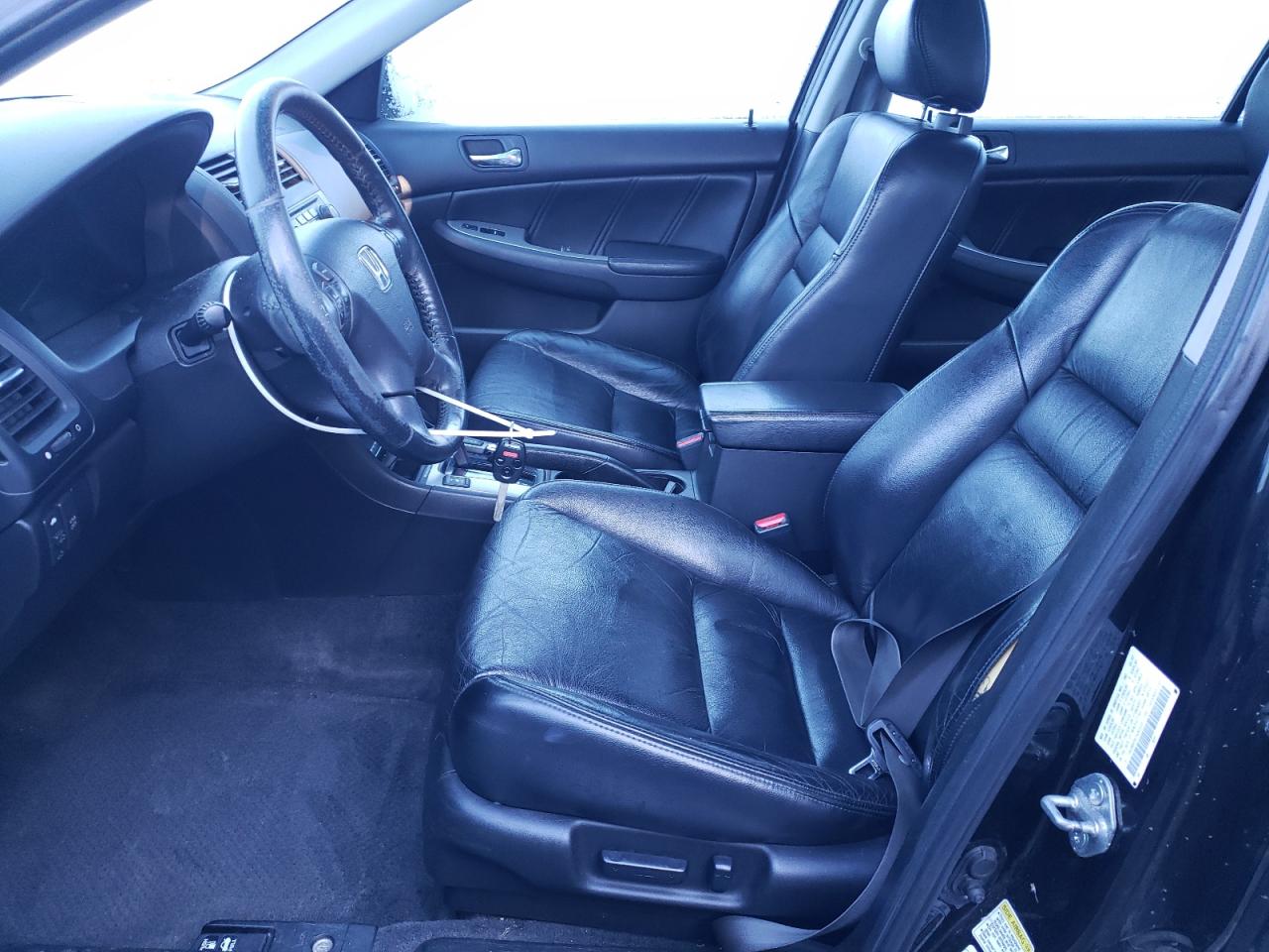 2007 Honda Accord - Image 7