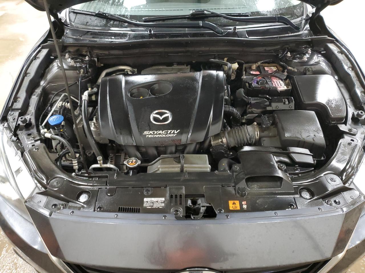 2015 Mazda 3 - Image 11