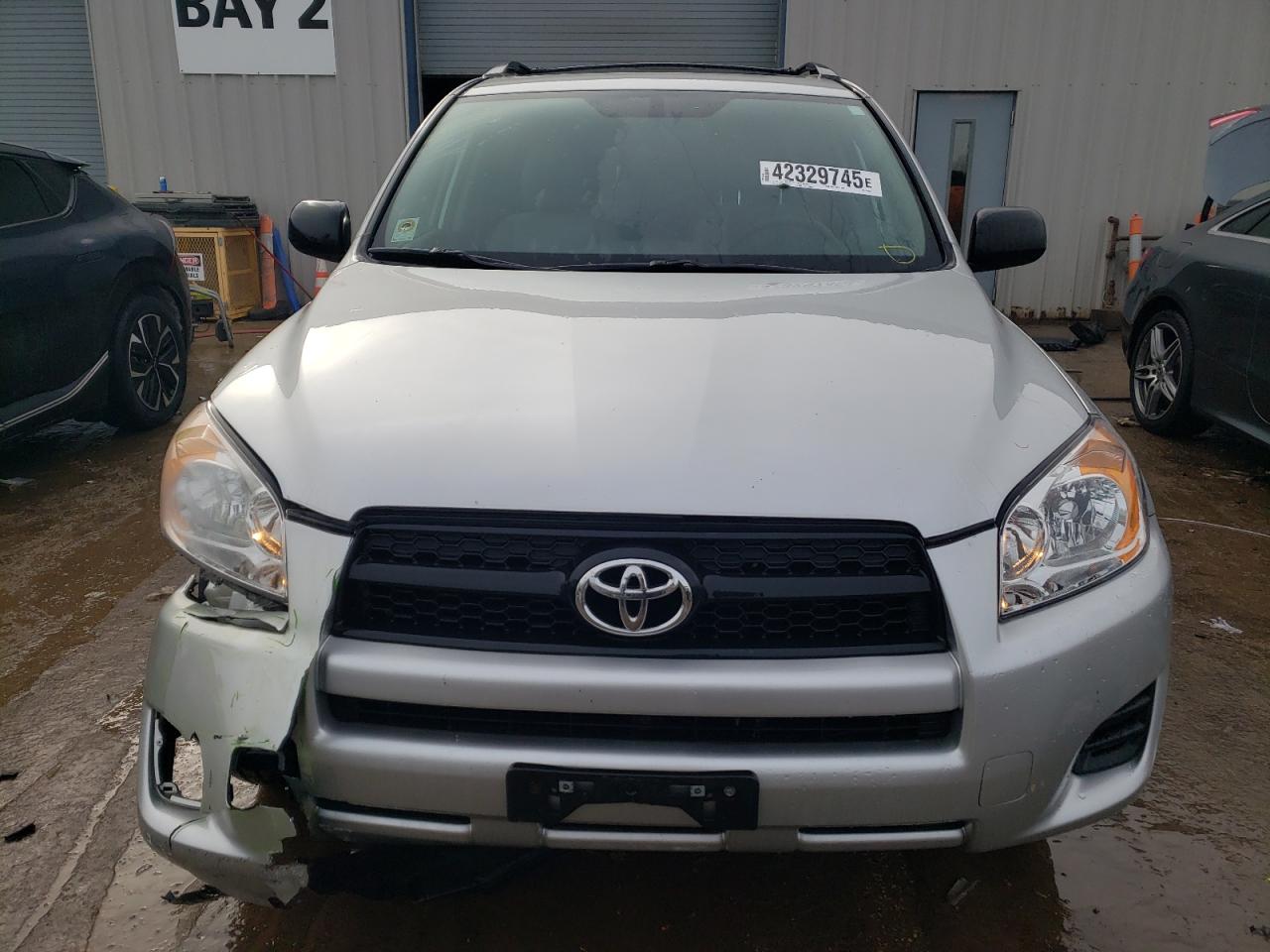 2011 Toyota RAV 4 - Image 5