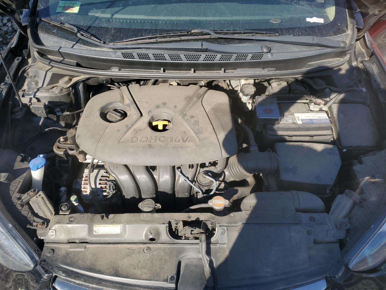 2013 Hyundai Elantra - Image 11