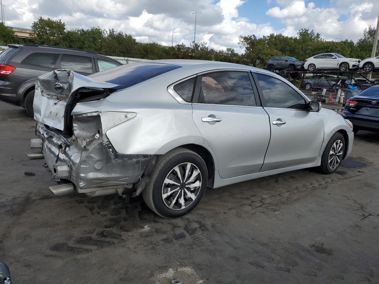 2015 Nissan Altima - Image 3