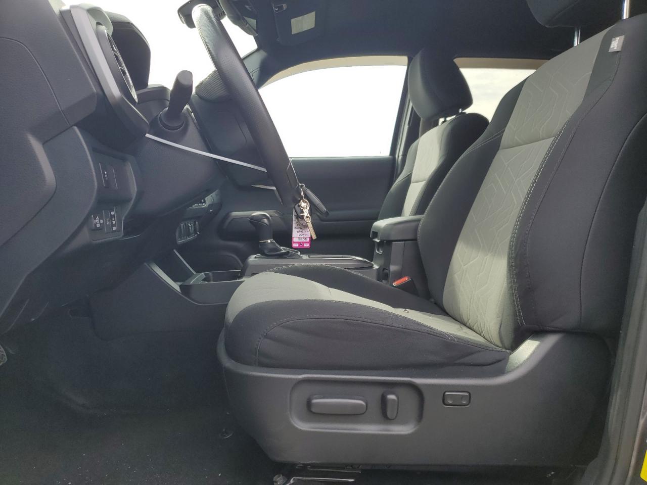 2021 Toyota Tacoma - Image 7