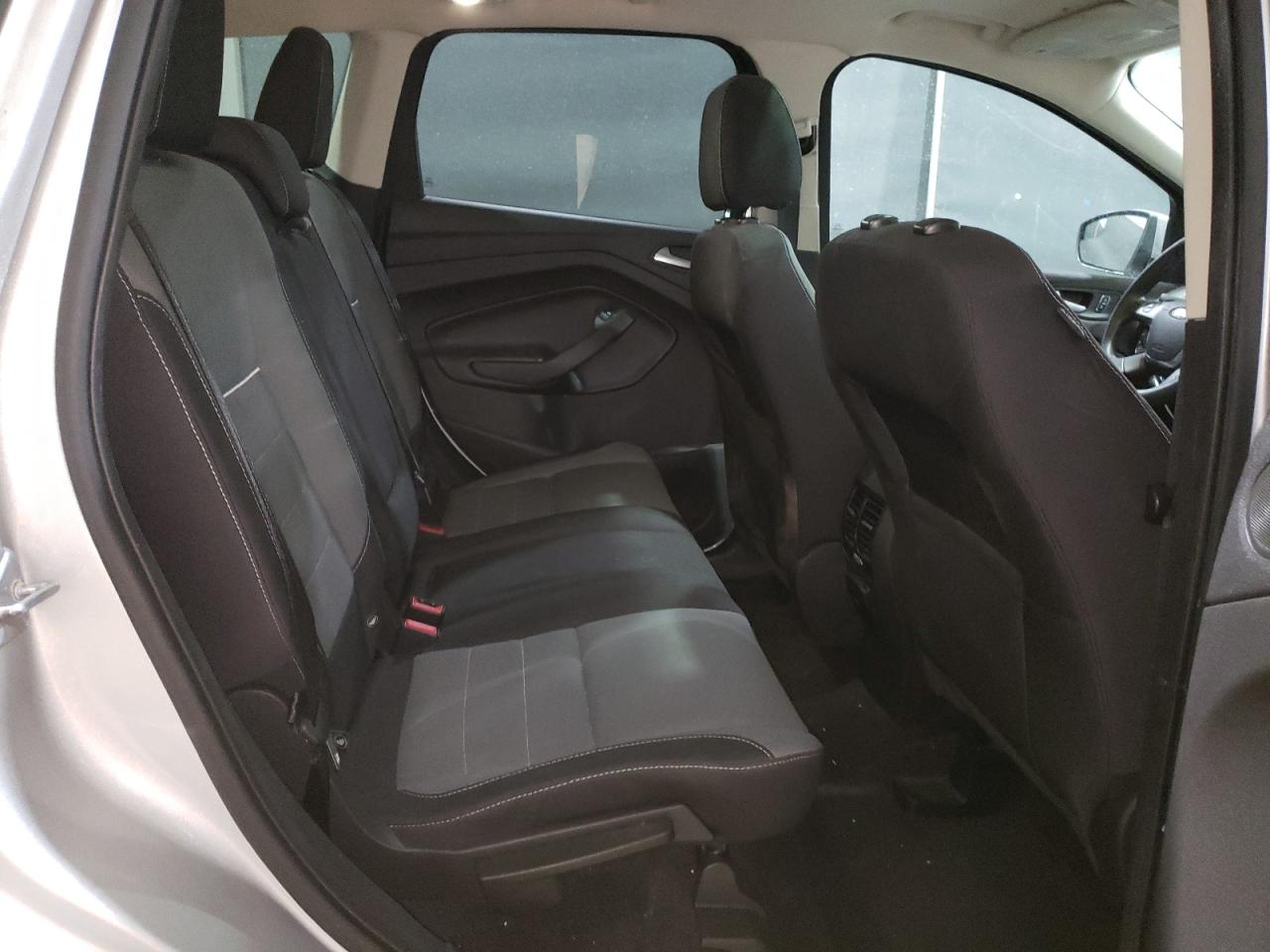 2015 Ford Escape - Image 11