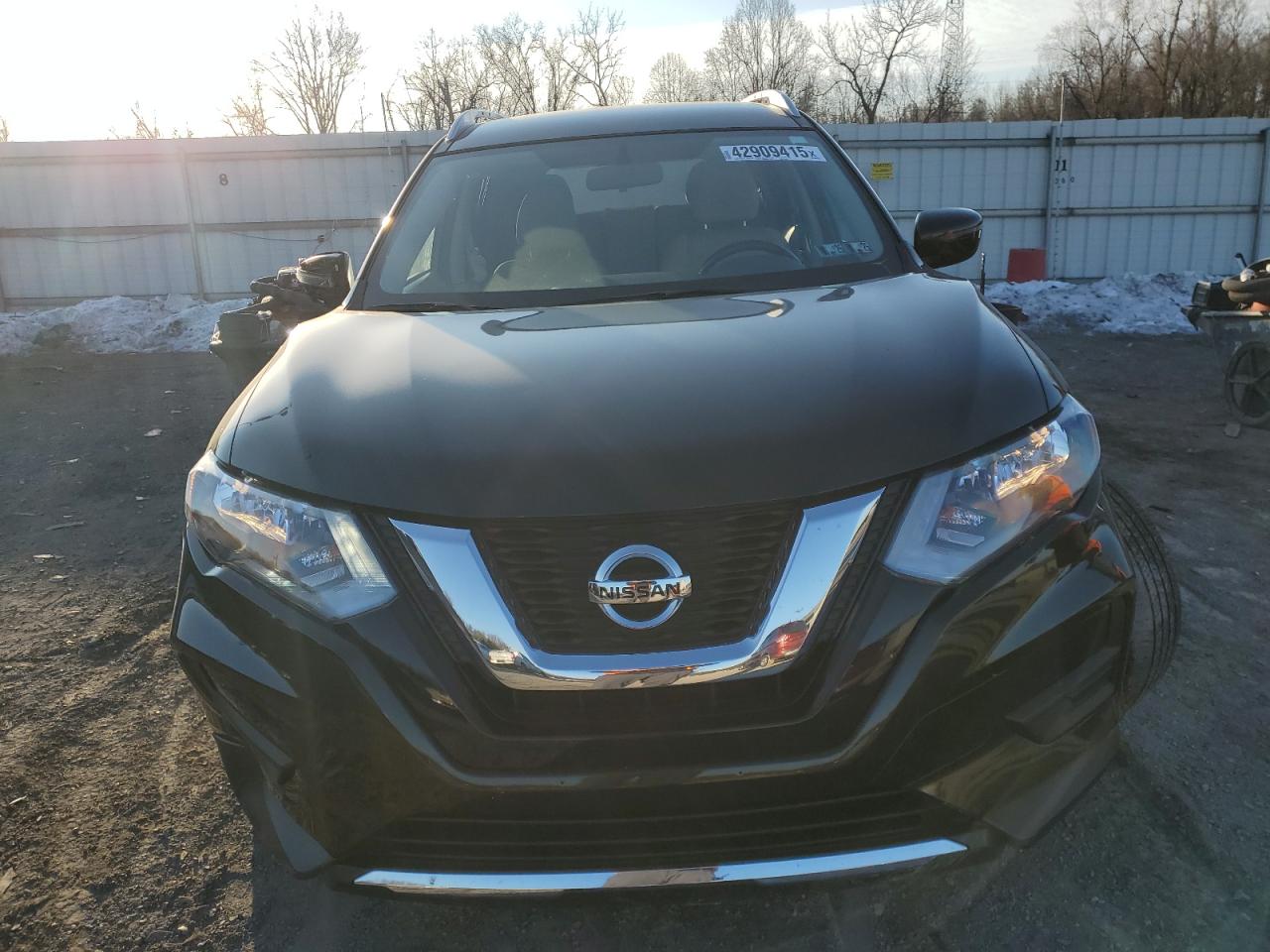 2017 Nissan Rogue - Image 5
