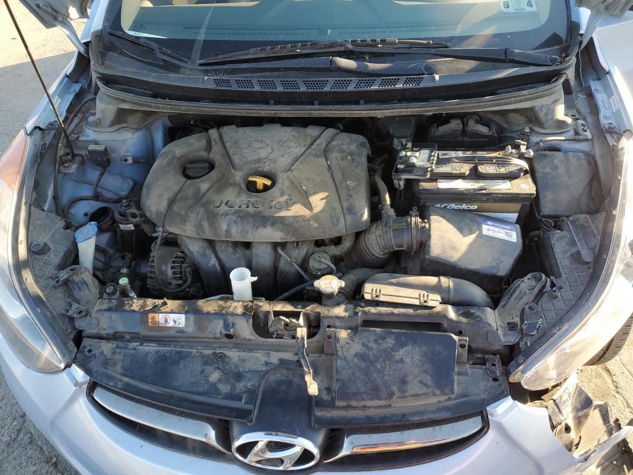 2013 Hyundai Elantra - Image 11