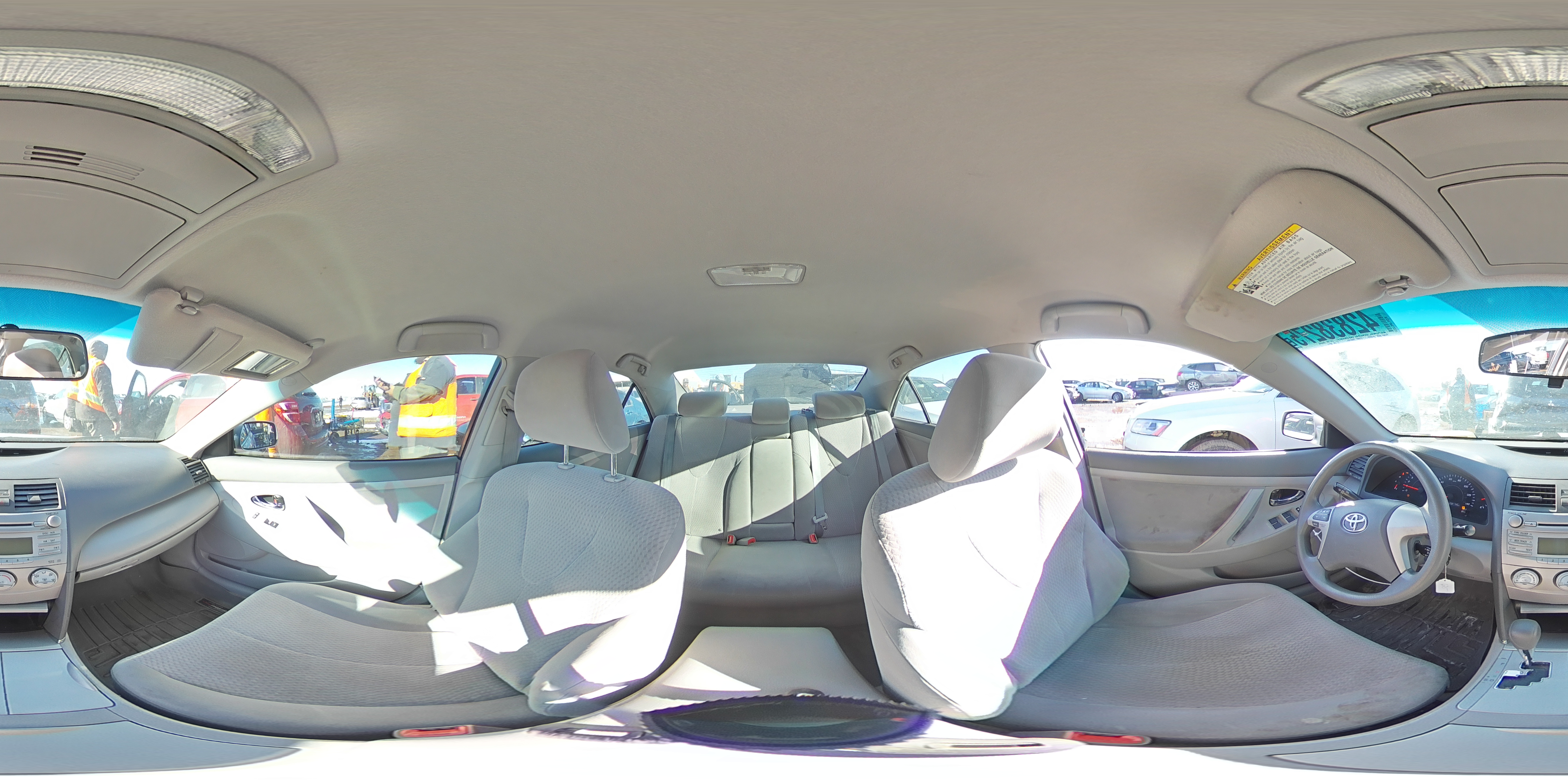 2011 Toyota Camry - Image 12