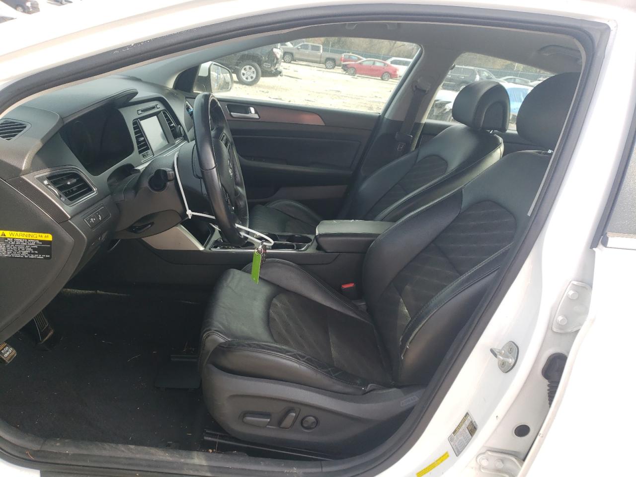 2016 Hyundai Sonata - Image 7