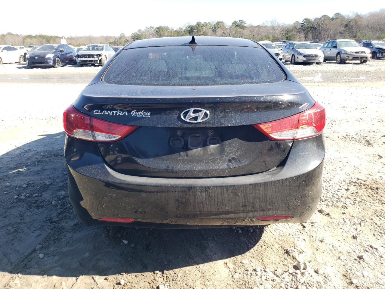 2013 Hyundai Elantra - Image 6