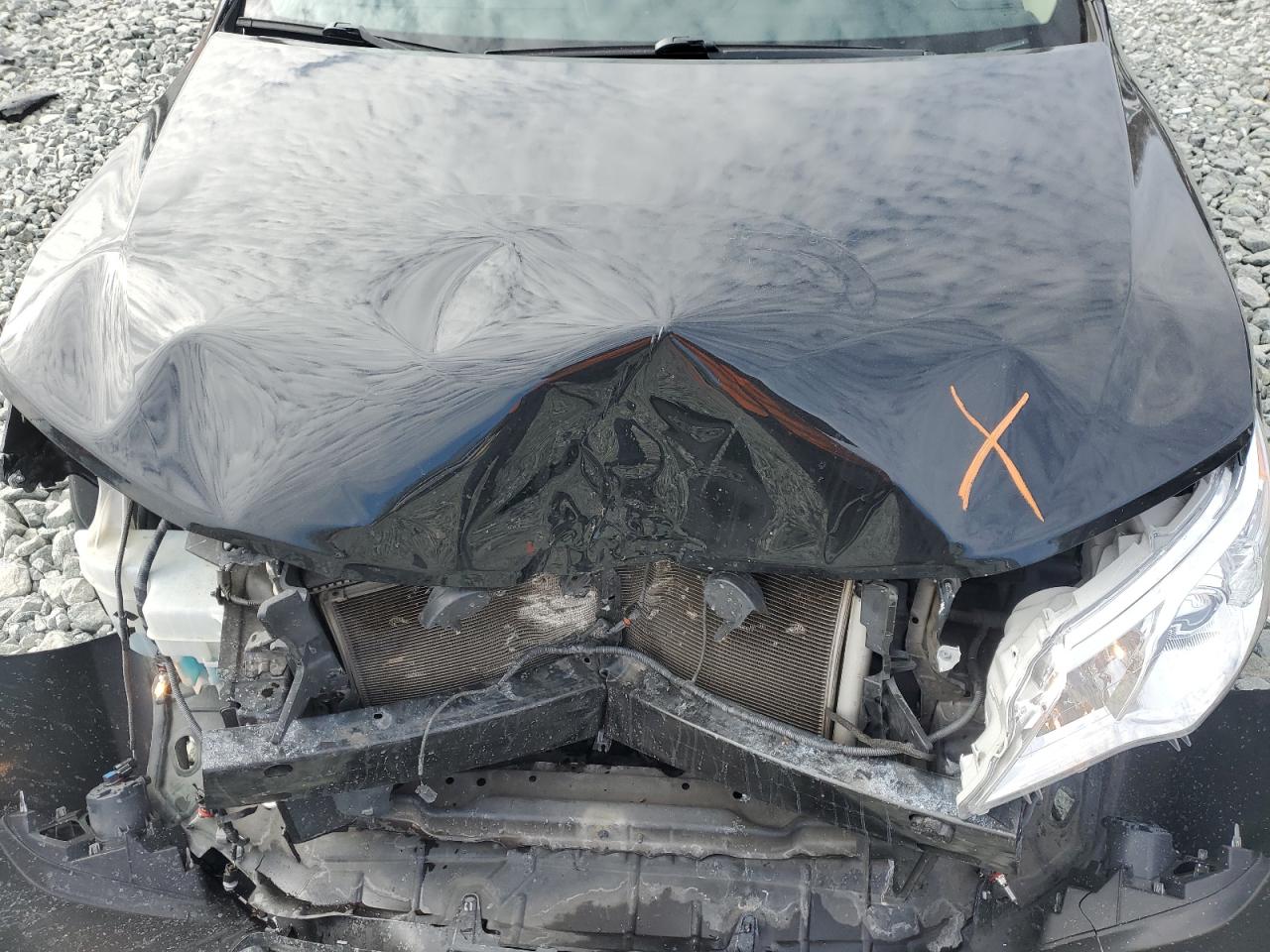 2014 Toyota Camry - Image 11