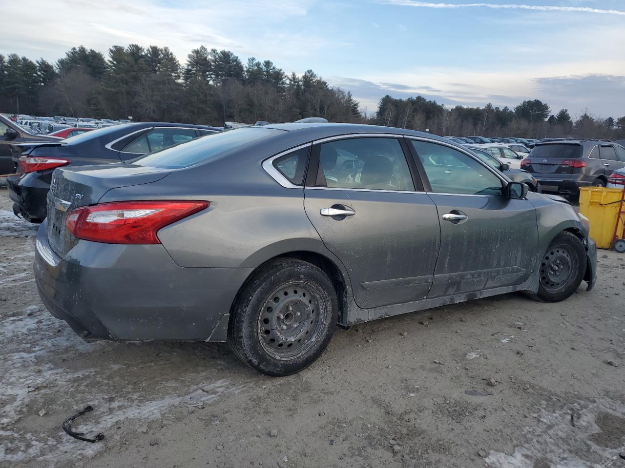 2016 Nissan Altima - Image 3