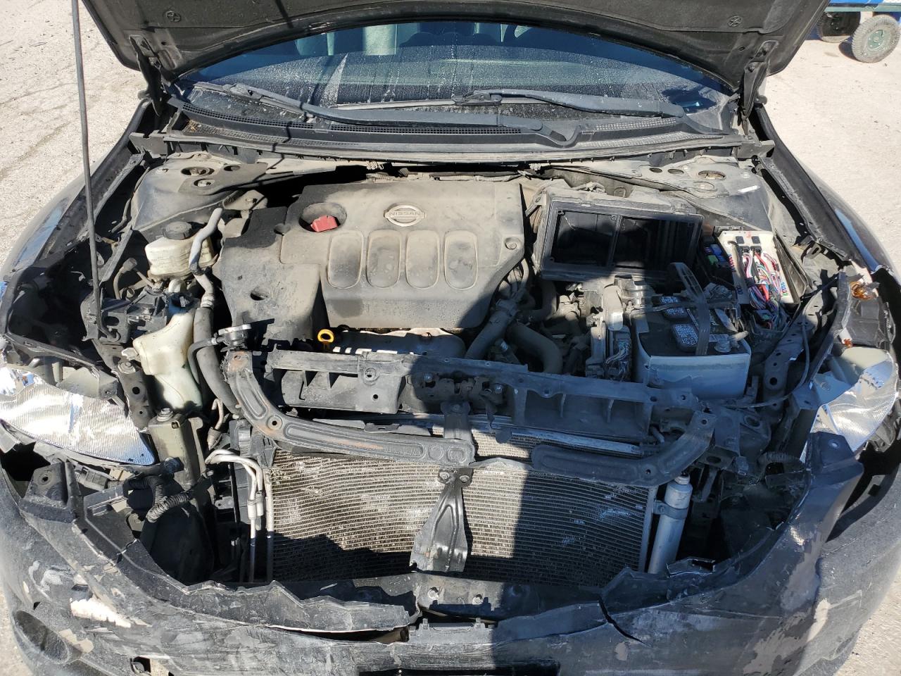 2011 Nissan Altima - Image 11