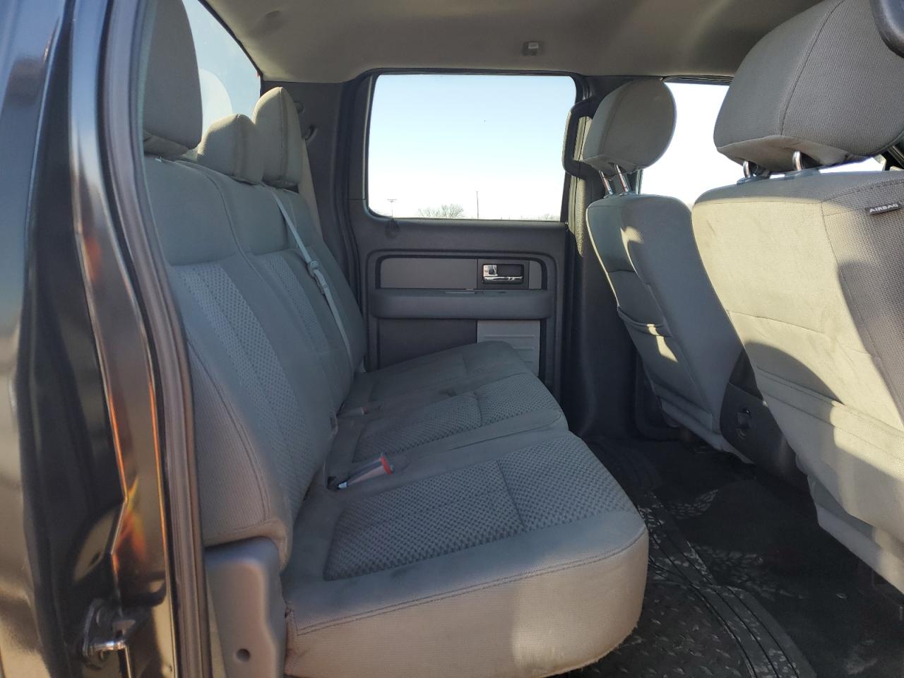 2013 Ford F-150 - Image 11