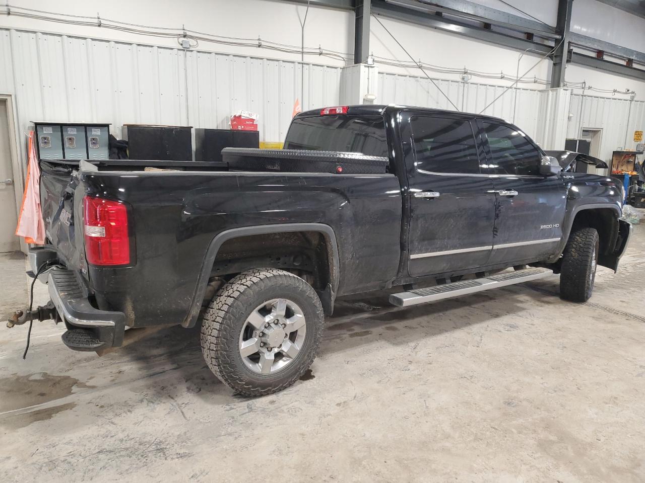 2016 GMC Sierra - Image 3