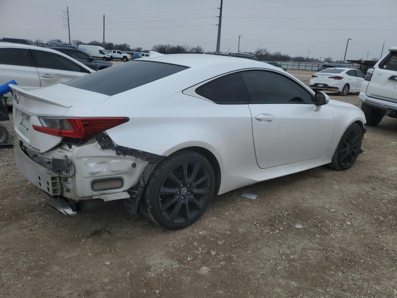 2016 Lexus RC - Image 3