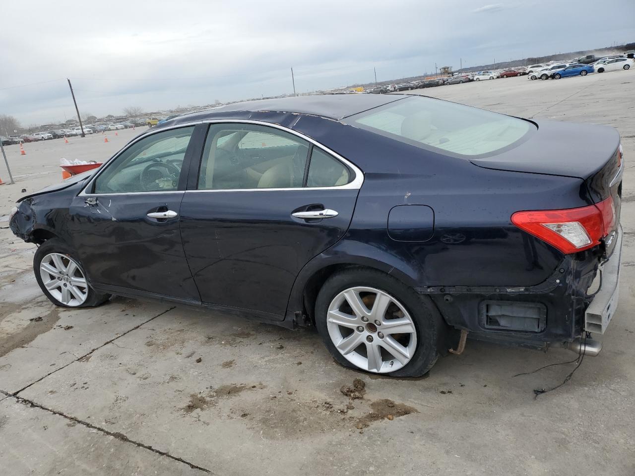 2007 Lexus ES - Image 2