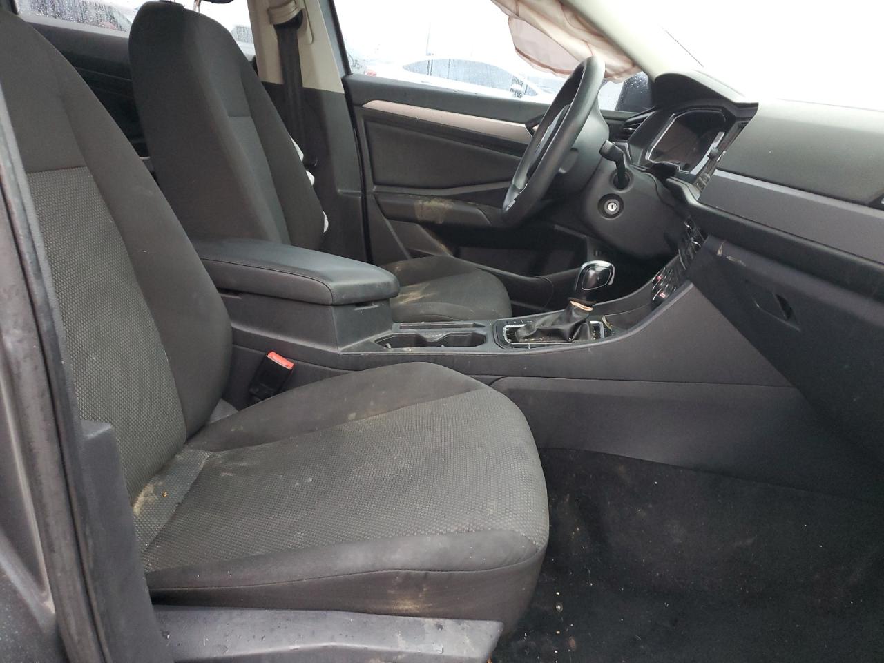 2019 Volkswagen Jetta - Image 7