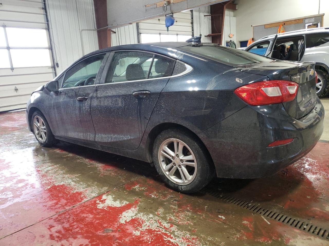 2016 Chevrolet Cruze - Image 2