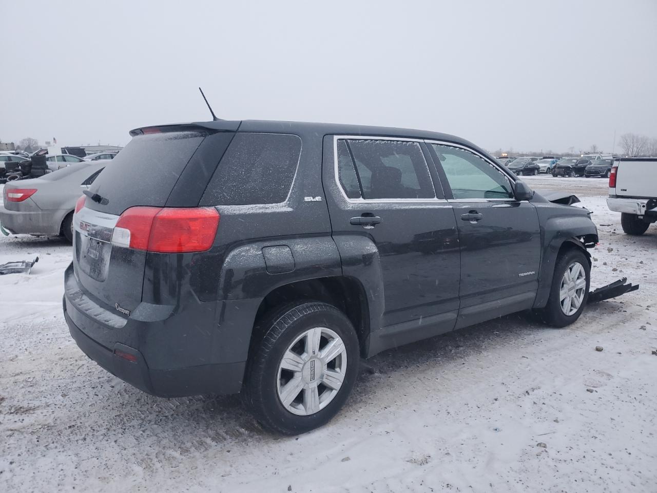 2014 GMC Terrain - Image 3