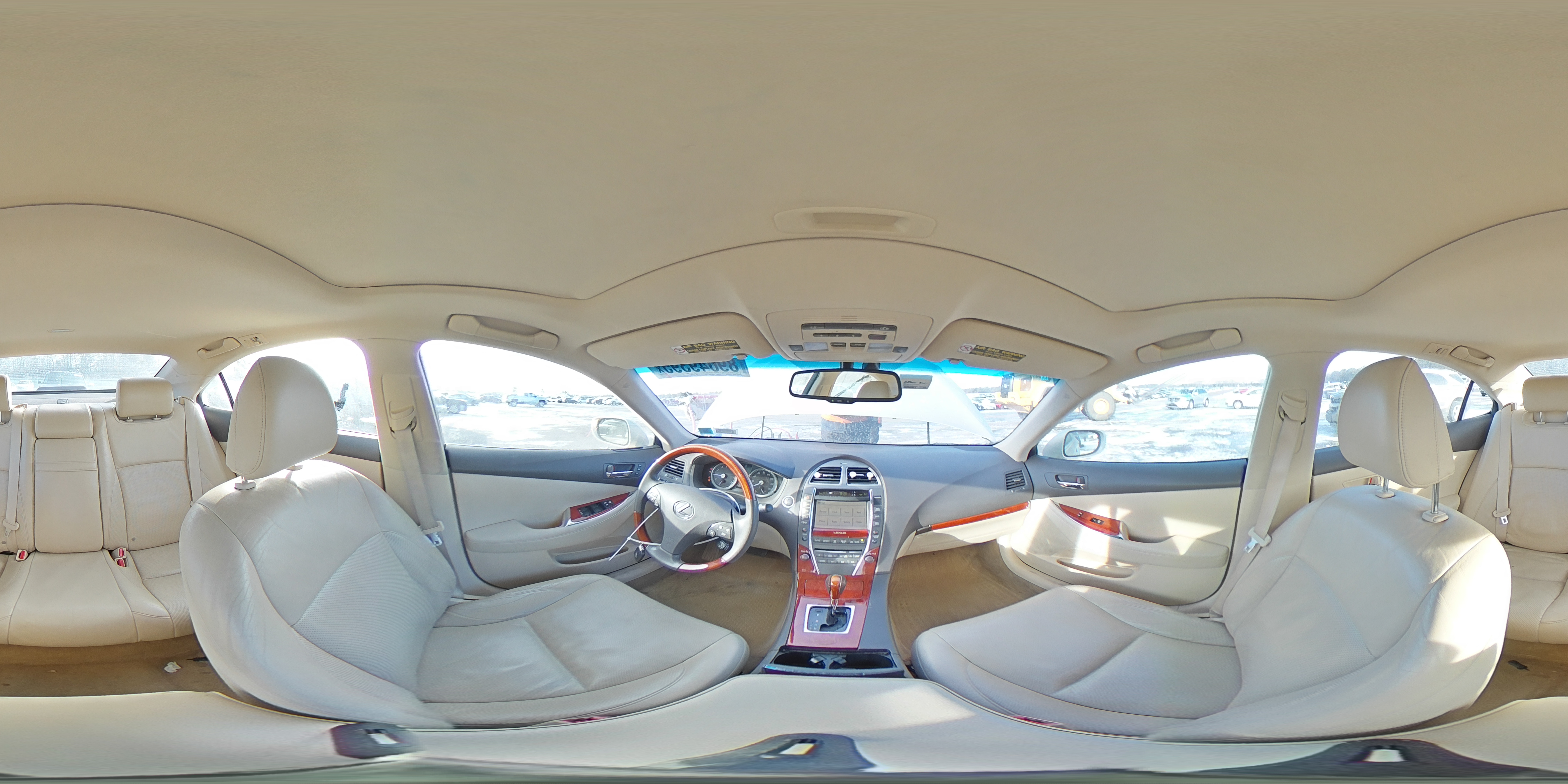 2012 Lexus ES - Image 13