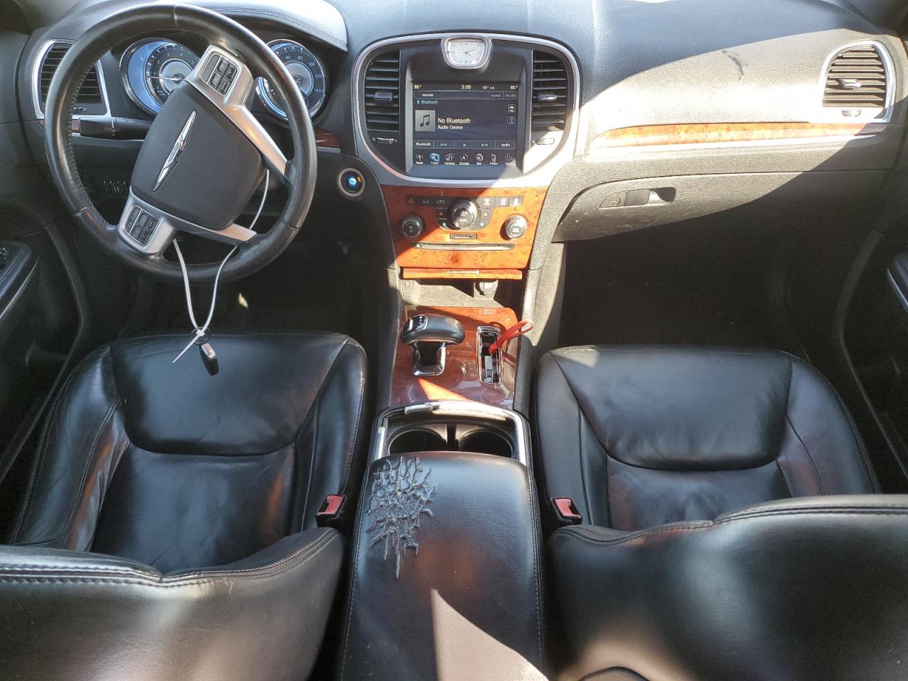 2013 Chrysler 300 - Image 8