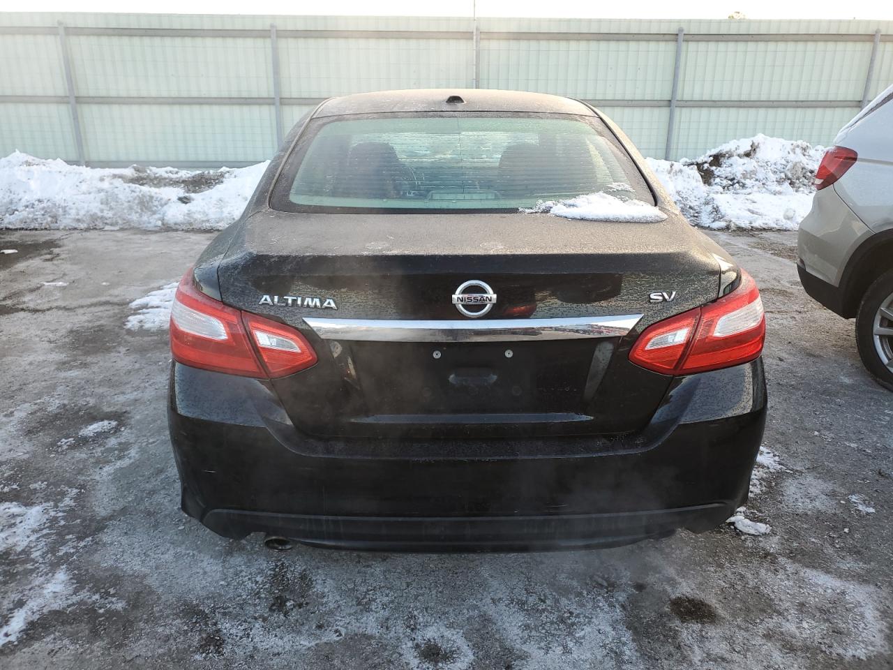 2017 Nissan Altima - Image 6