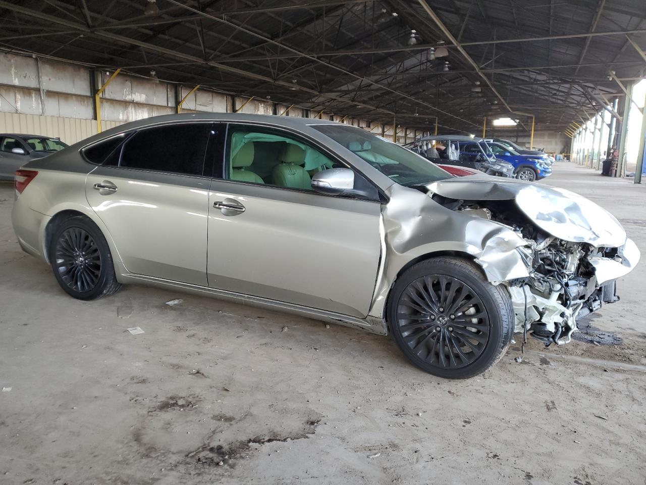 2016 Toyota Avalon - Image 4