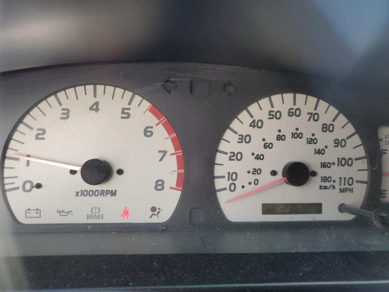 2001 Toyota Tacoma - Image 9