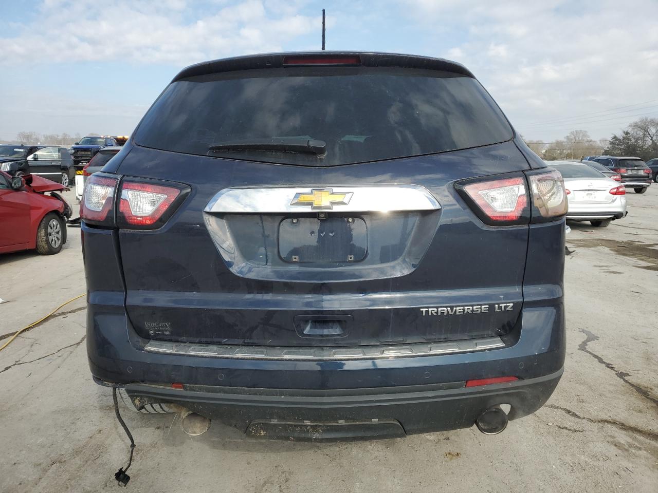 2015 Chevrolet Traverse - Image 6