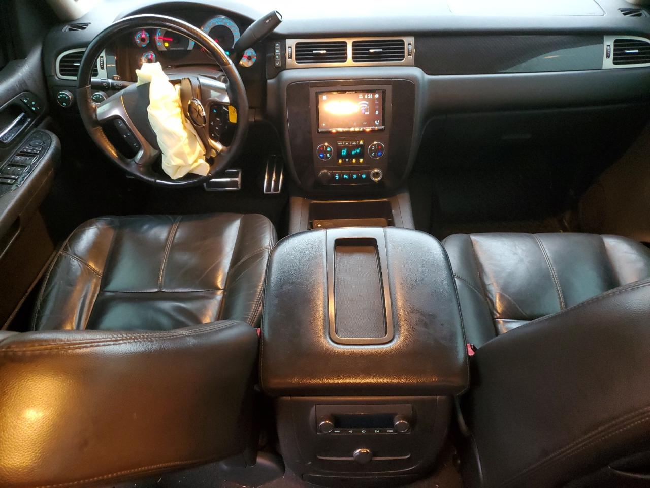 2007 GMC Sierra - Image 8