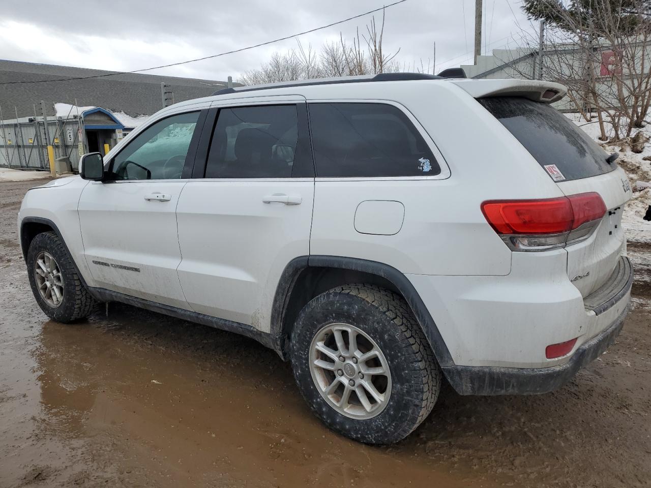 2018 Jeep Grand Cherokee - Image 2