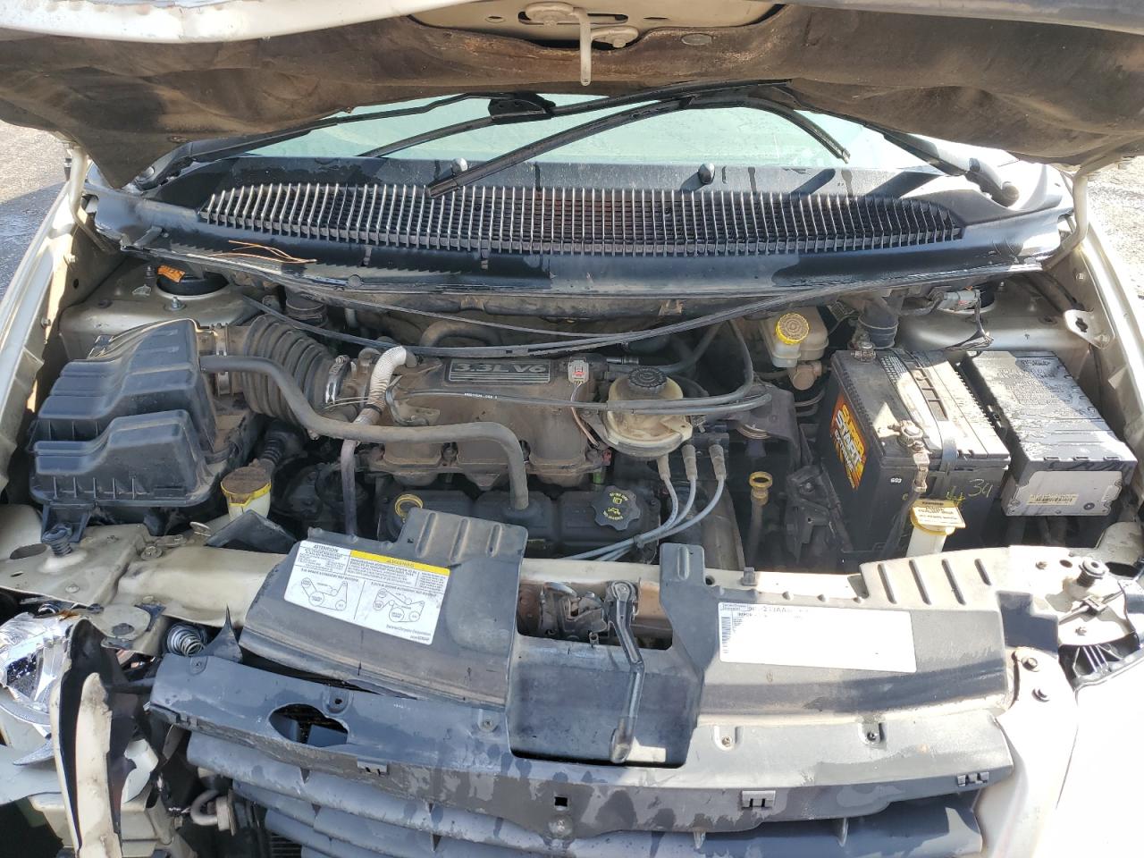 2005 Chrysler Town & Country - Image 12