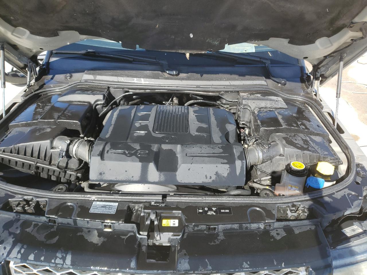 2013 Land Rover Range Rover - Image 12