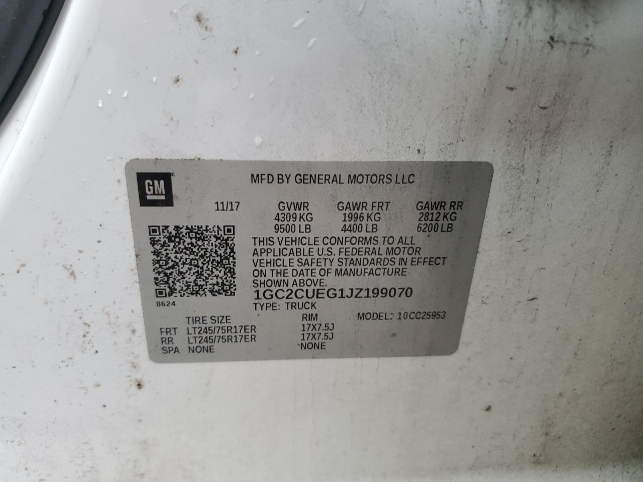 2018 Chevrolet Silverado - Image 12