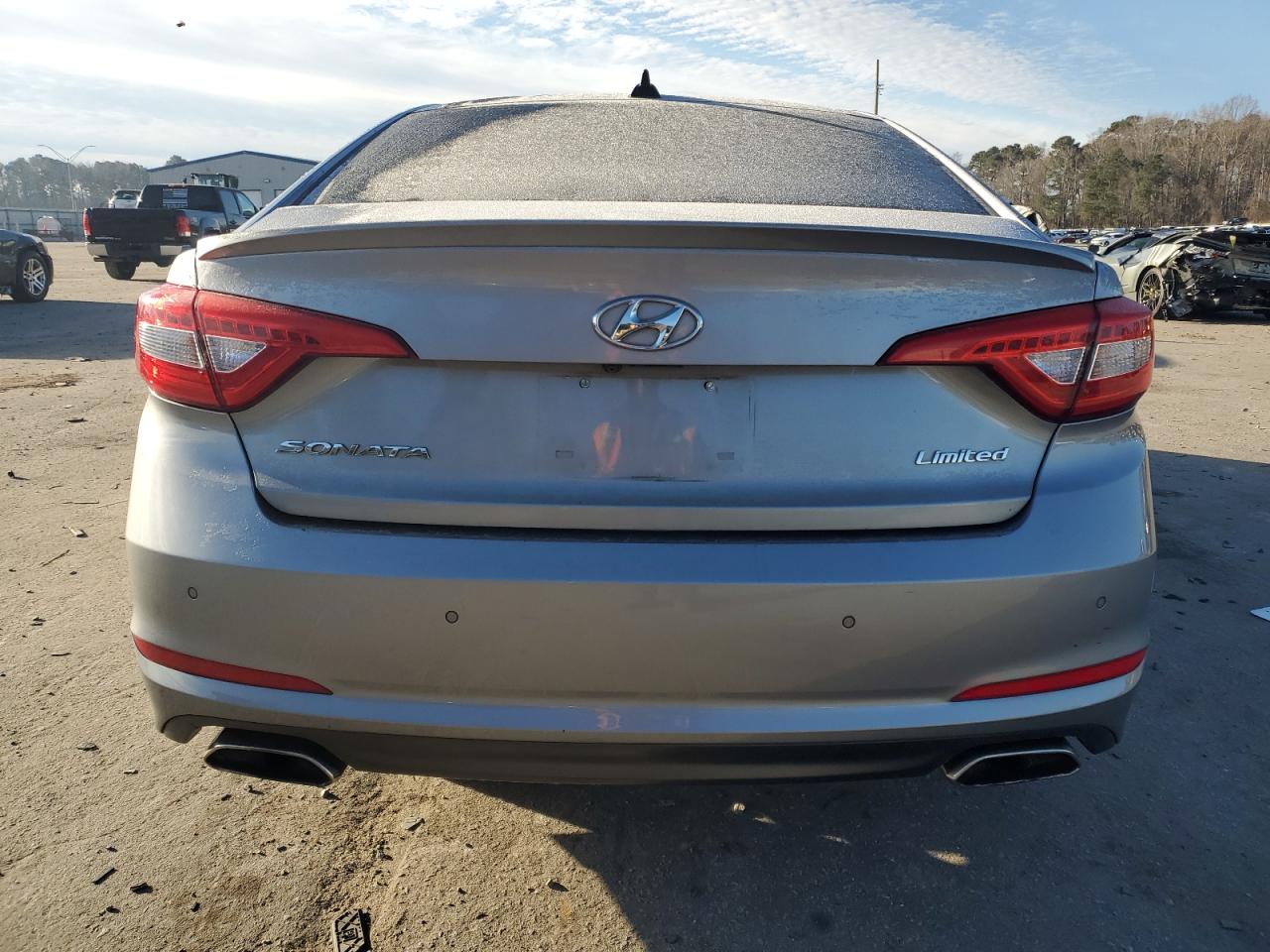 2015 Hyundai Sonata - Image 6