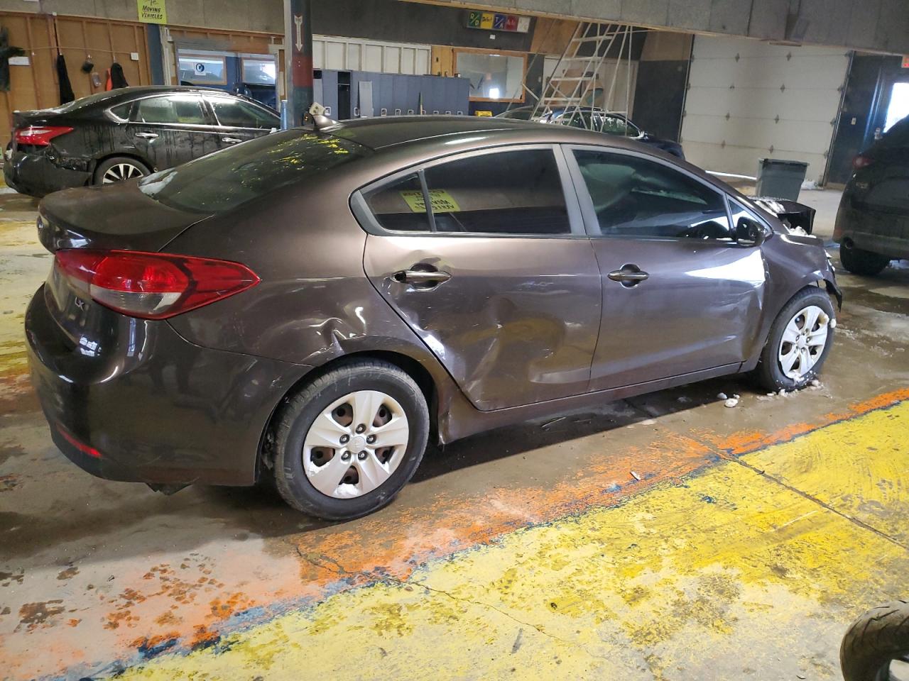 2017 Kia Forte - Image 3