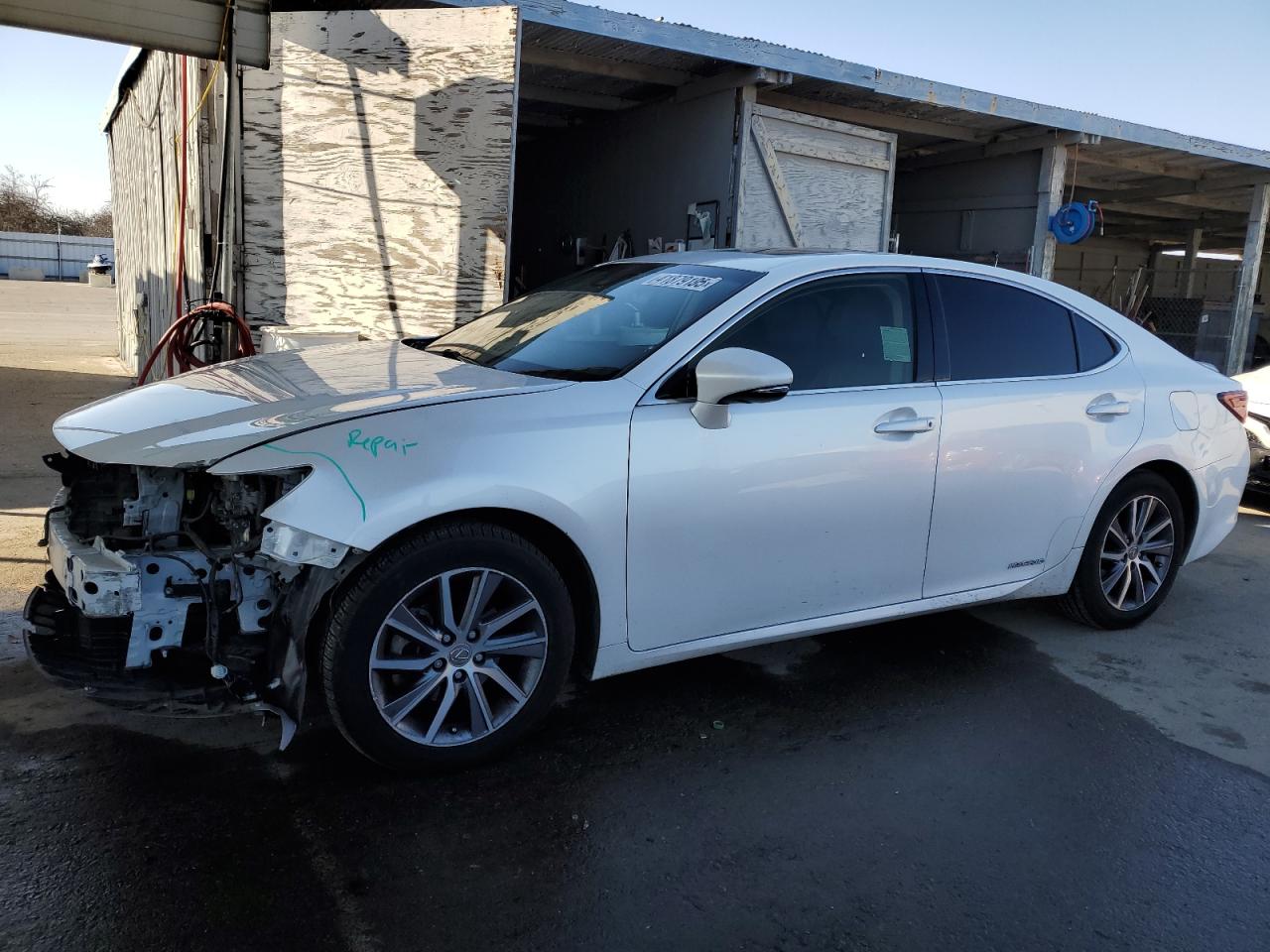 2018 Lexus ES - Image 1