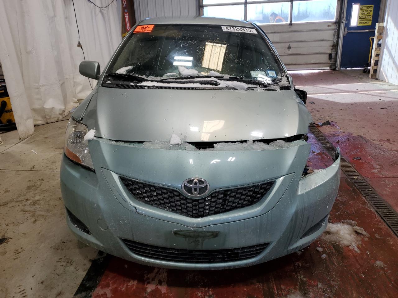 2010 Toyota Yaris - Image 5