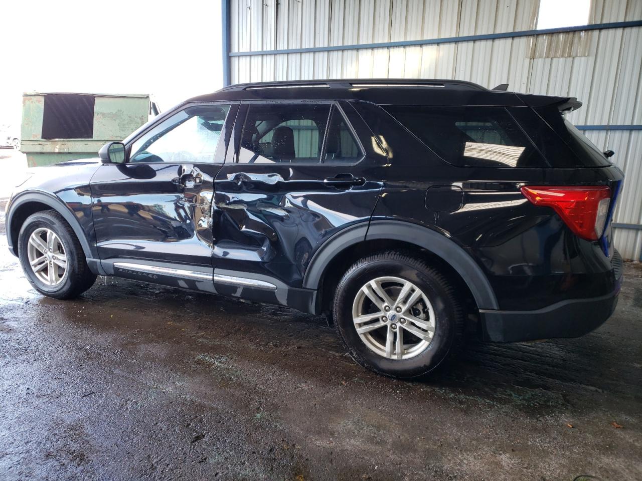 2022 Ford Explorer - Image 2