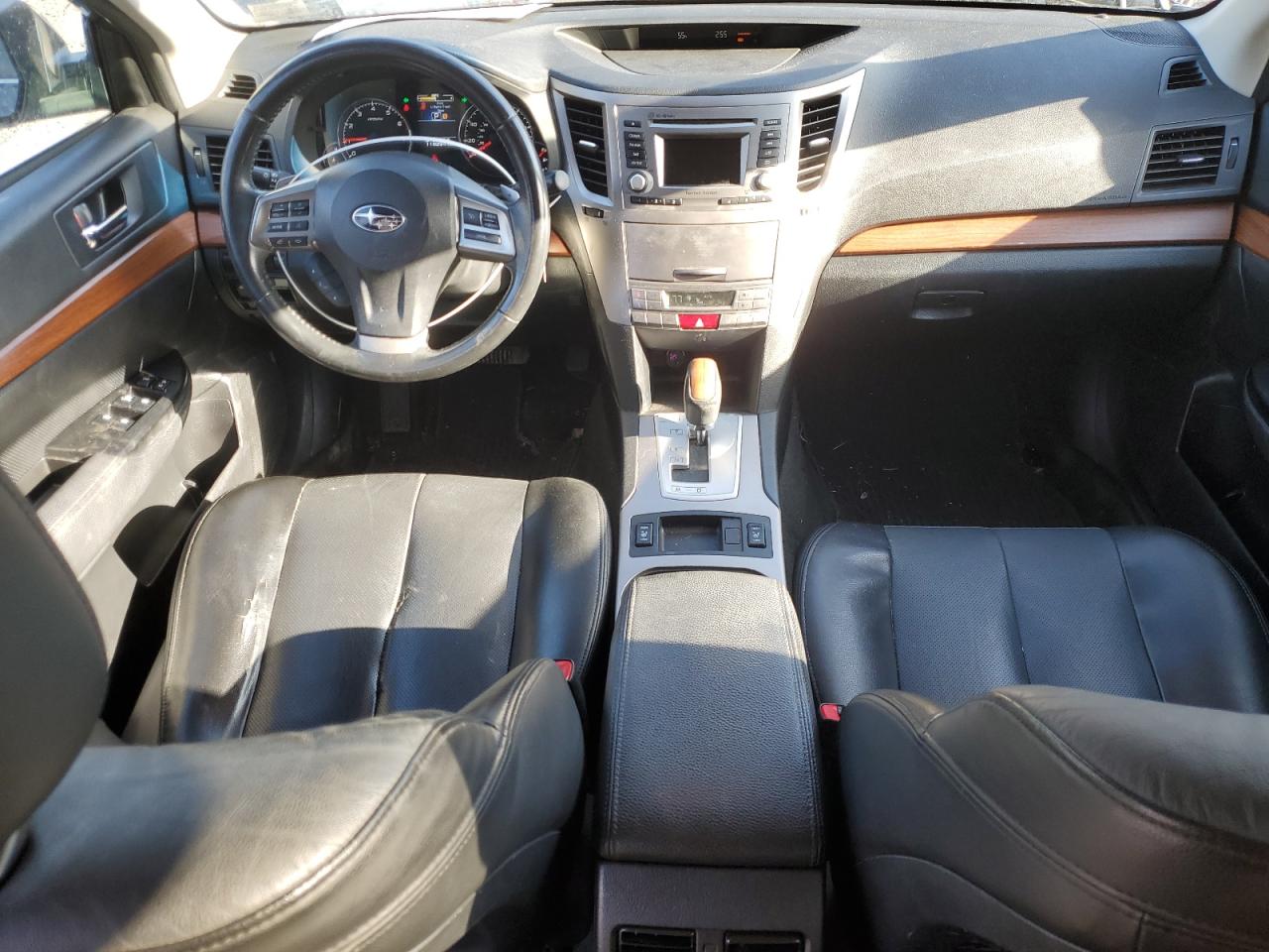 2014 Subaru Outback - Image 8