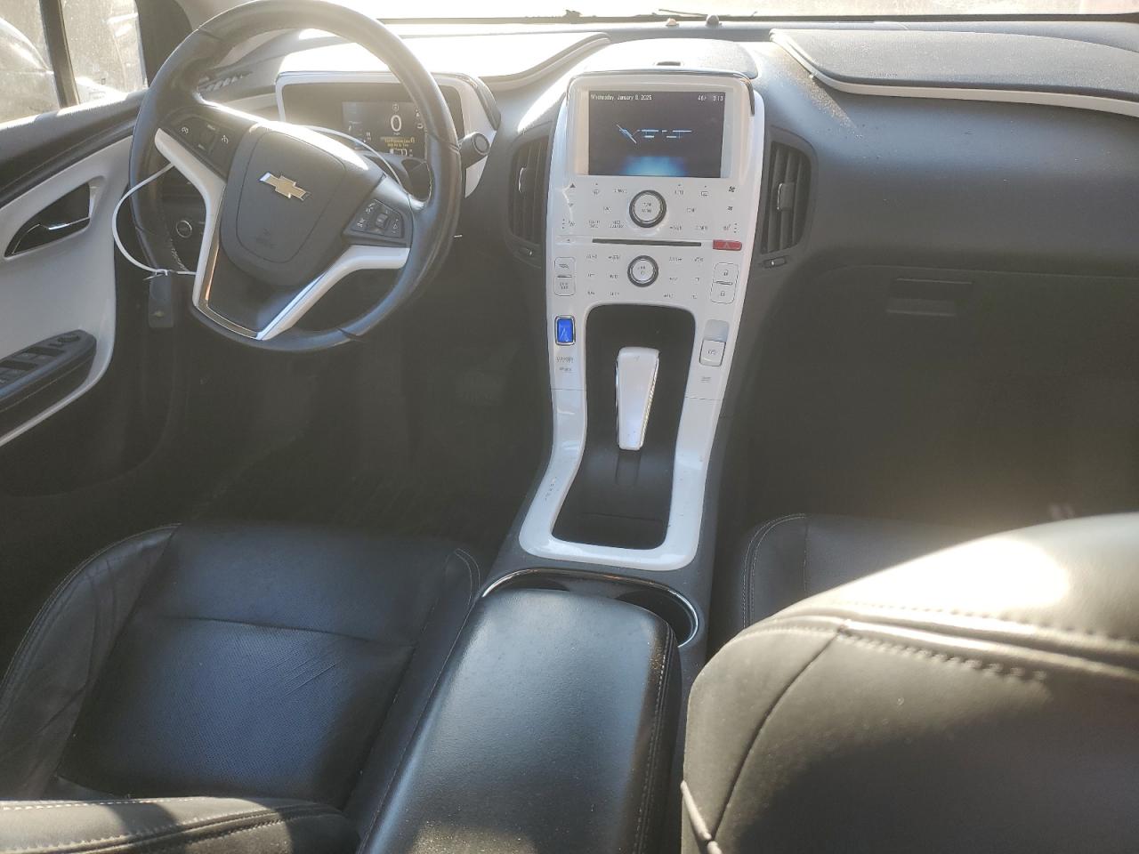 2012 Chevrolet Volt - Image 8