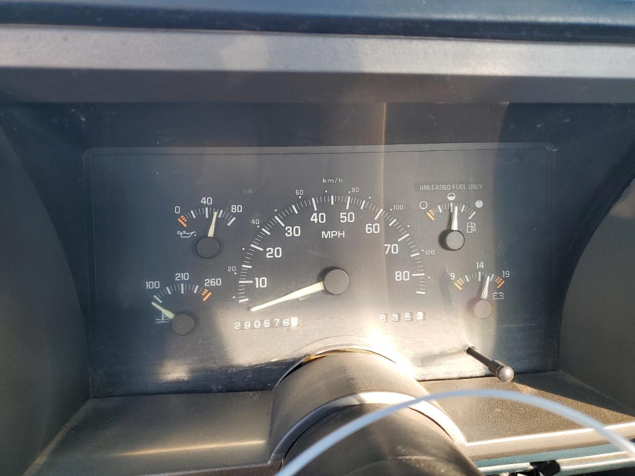 1994 Chevrolet GMT-400 - Image 9