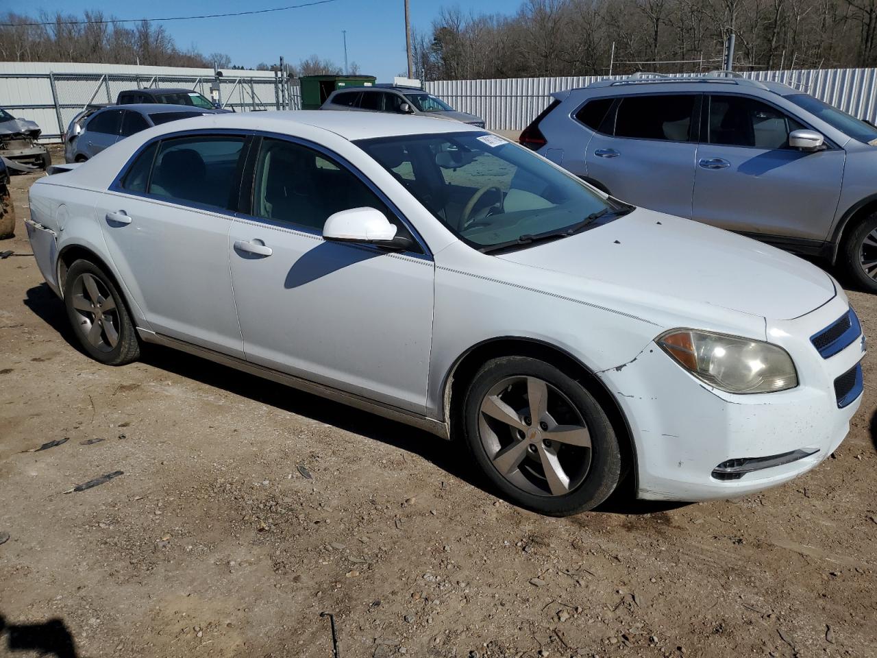 2011 Chevrolet Malibu - Image 4