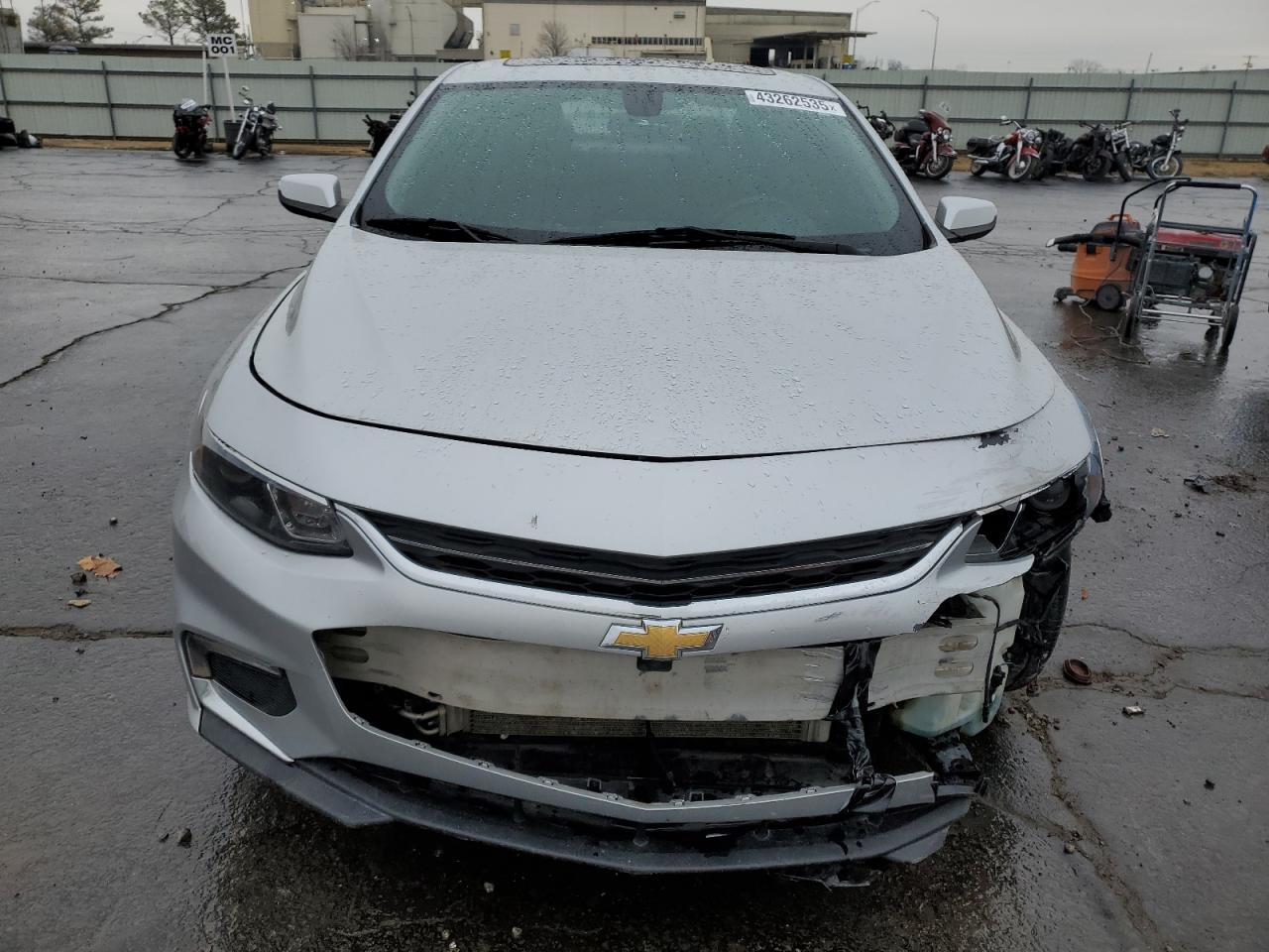 2018 Chevrolet Malibu - Image 5