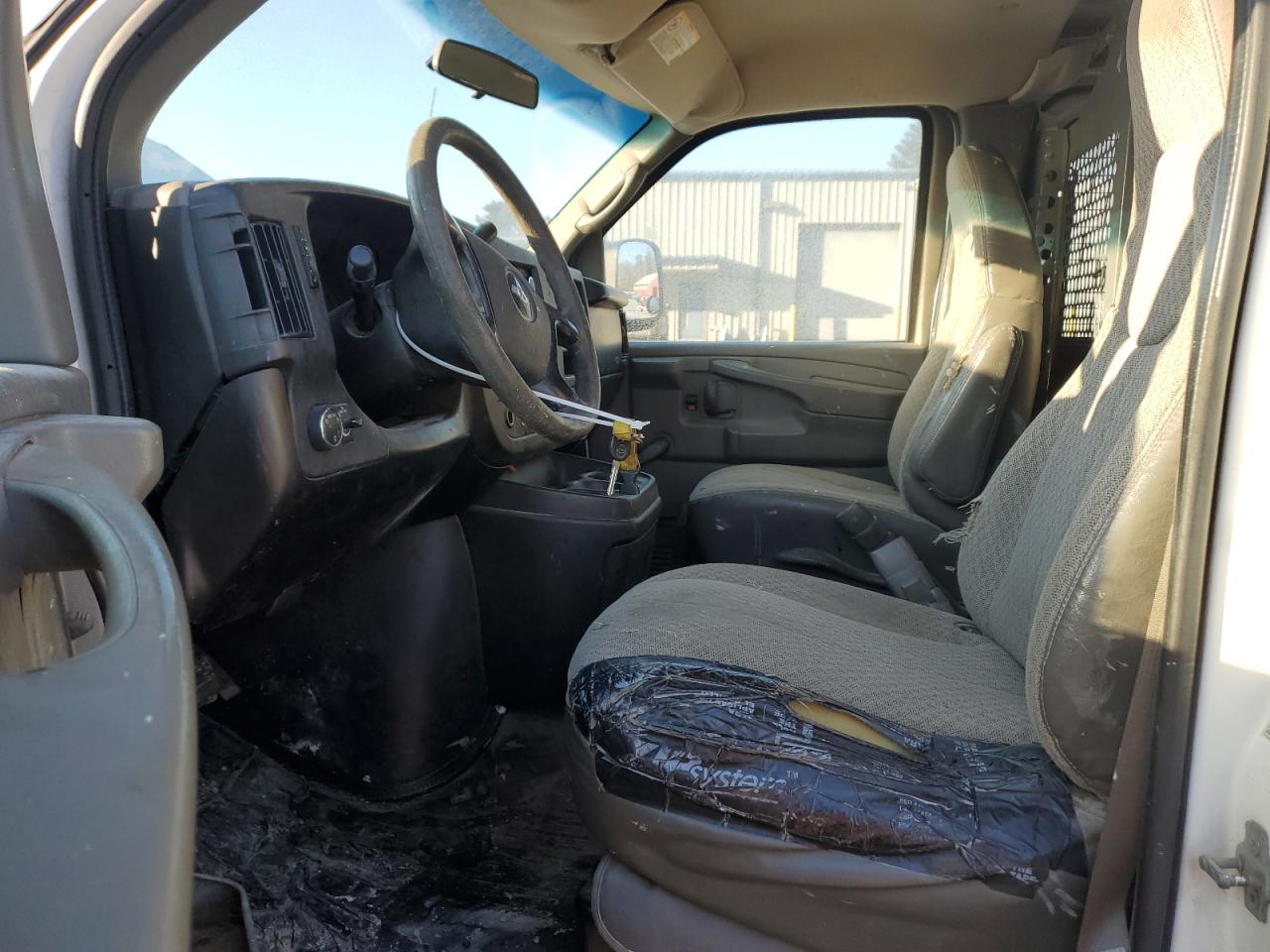 2008 Chevrolet Express - Image 7