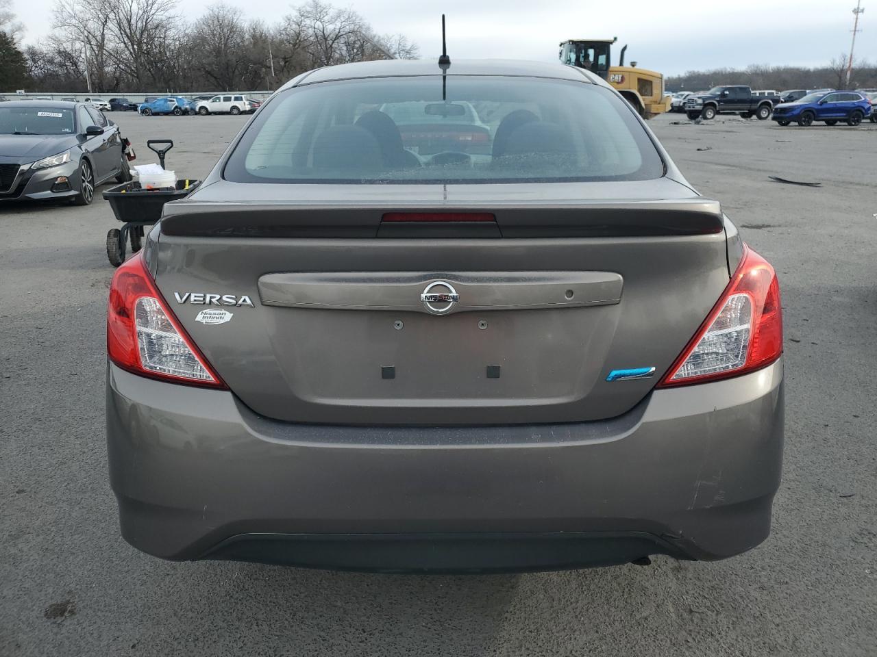 VIN 3N1CN7AP0FL831306 2015 NISSAN VERSA no.6