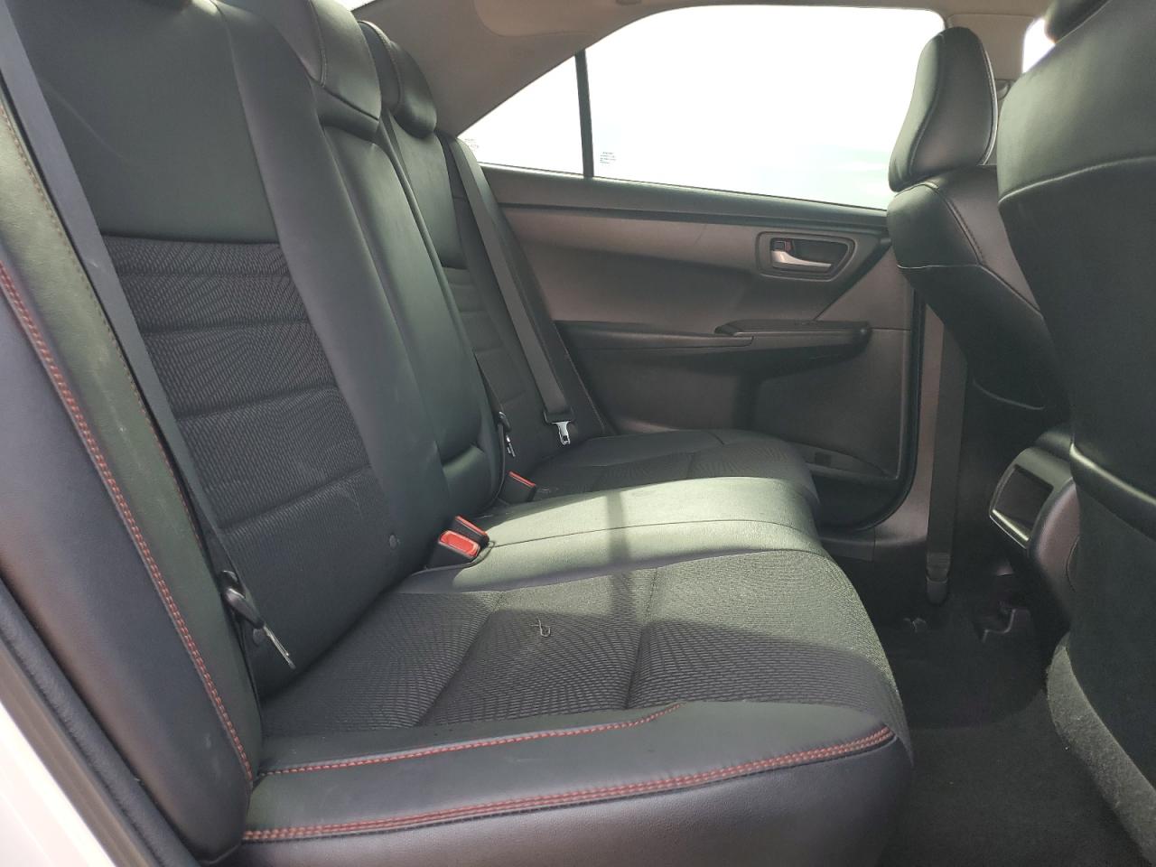 2017 Toyota Camry - Image 10