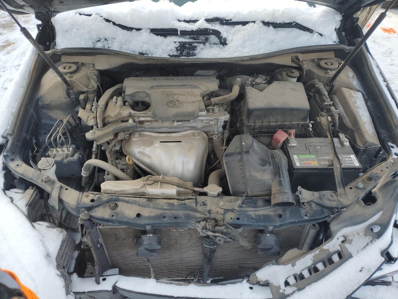 2015 Toyota Camry - Image 11