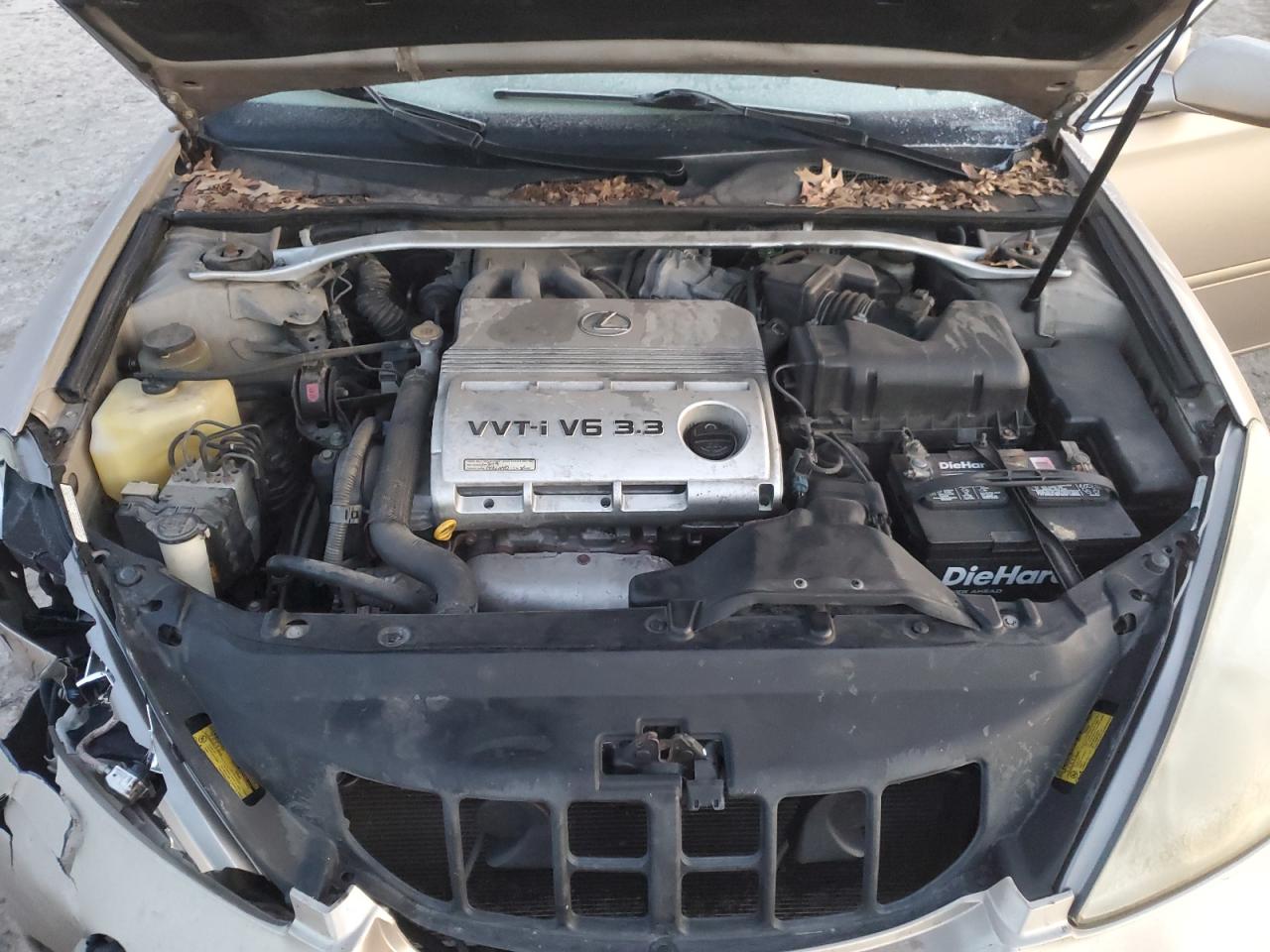 2005 Lexus ES - Image 11
