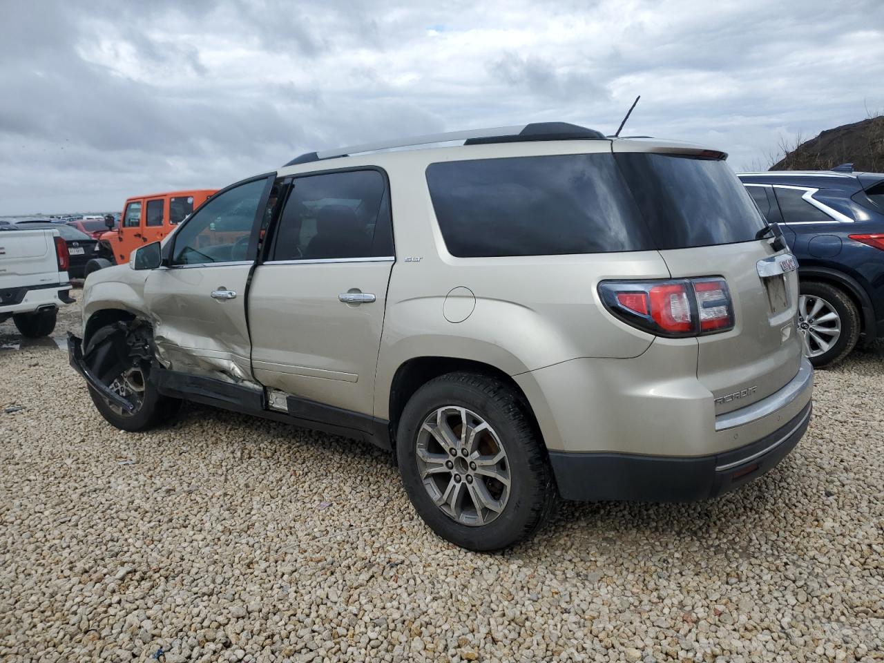 2015 GMC Acadia - Image 2