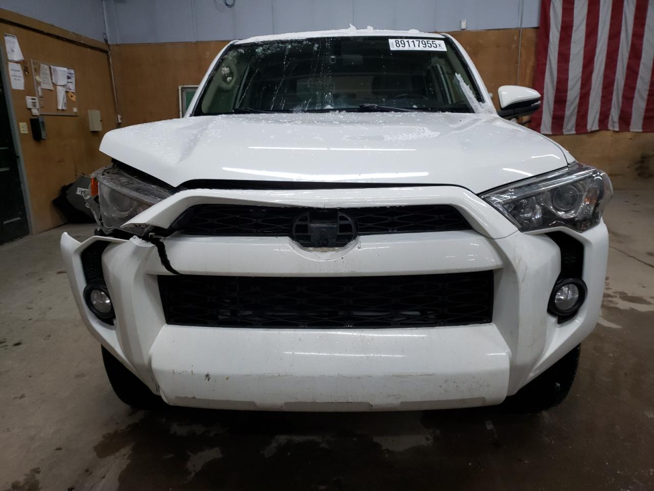 2018 Toyota 4Runner - Image 5